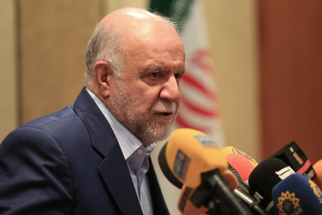 وزیر نفت :  تصمیمی برای افزایش نرخ حامل های انرژی گرفته نشده است/ قیمت بنزین افزایش نمی یابد