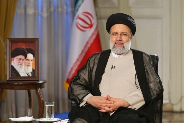 رئیس جمهور در پیامی فرارسیدن عید سعید فطر به سران و مردم کشورهای اسلامی تبریک گفت