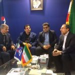 حضور مدیر پژوهش مناطق نفتخیز و رئیس امور قراردادهای شرکت ملی نفت در غرفه ی مناطق نفتخیز جنوب در نمایشگاه حفاری