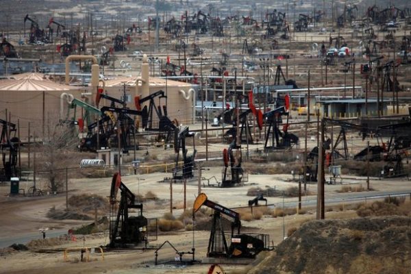در معاملات امروز بازارهای جهانی؛  قیمت نفت تثبیت شد
