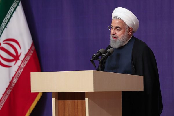رئیس جمهوری نمی گذاریم تصمیم آمریکا در به صفر رساندن صادرات نفت ایران محقق شود