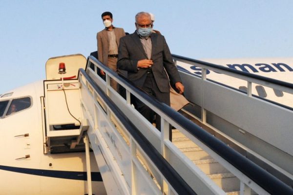 برای همراهی رئیس‌جمهوری در نشست سران جی‌ئی‌سی‌اف، وزیر نفت عازم دوحه شد