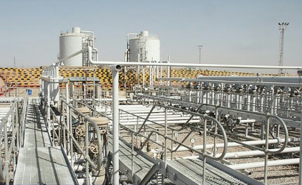 تکمیل و راه اندازی ۱۲۰ پروژه صنعتی و عمرانی در مناطق نفت خیز جنوب
