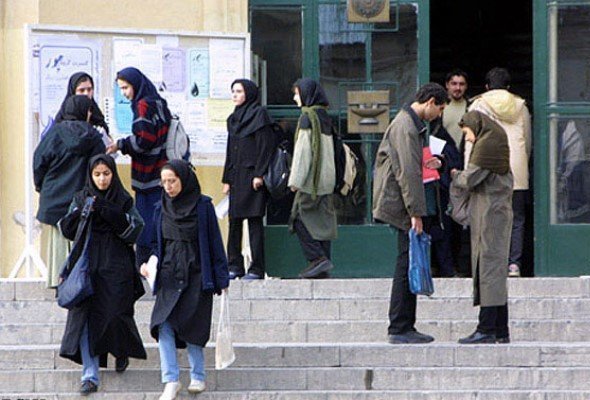 بیکاری زنان در بازار کار /۶۵ درصد زنان تحصیلکرده بیکارند