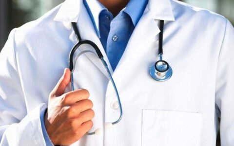 پیشنهاد انجمن پزشکان عمومی درباره اجرای پرونده الکترونیک سلامت در مطب‌ها