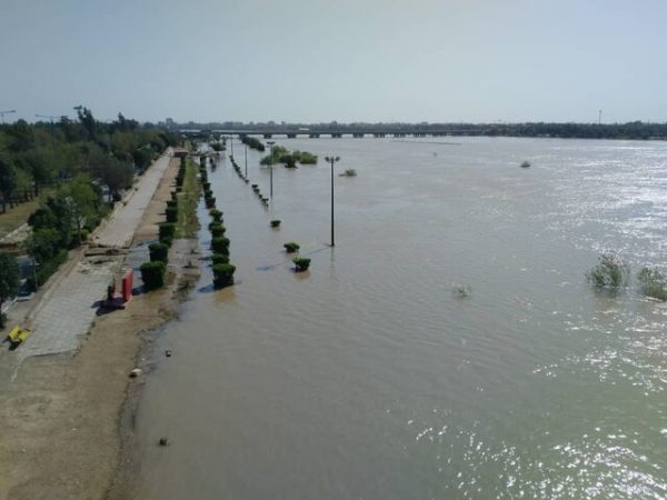درخواست نماینده اهواز برای پرداخت خسارات کشاورزان سیل‌زده