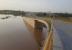 مرمت پل سردار شهید سلیمانی اهواز همچنان ادامه دارد