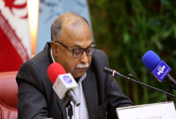 رئیس مرکز علم و فناوری کشورهای غیر متعهد : دانشمندان ایرانی با همکاری یکدیگر نیازهای داخلی را تامین کنند/ تحریم‌های آمریکا می‌تواند موجب نوآوری‌ در ایران شود