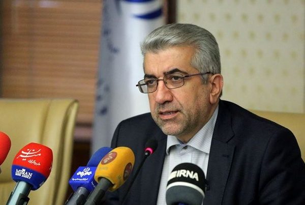 وزیر نیرو : ثبت ۳ رکورد جدید در صنعت برق ایران/ افتتاح ۳۳ هزار میلیارد تومان پروژه تا پایان امسال