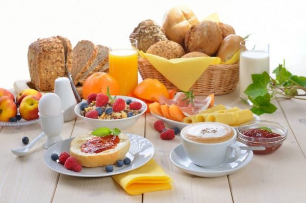 نخوردن صبحانه چه عوارضی دارد؟